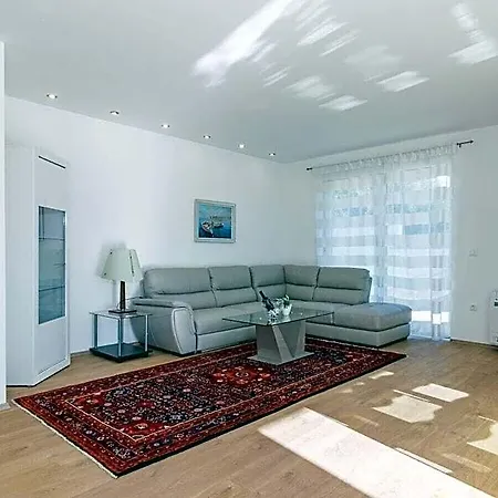 Villa Casablanca - *
